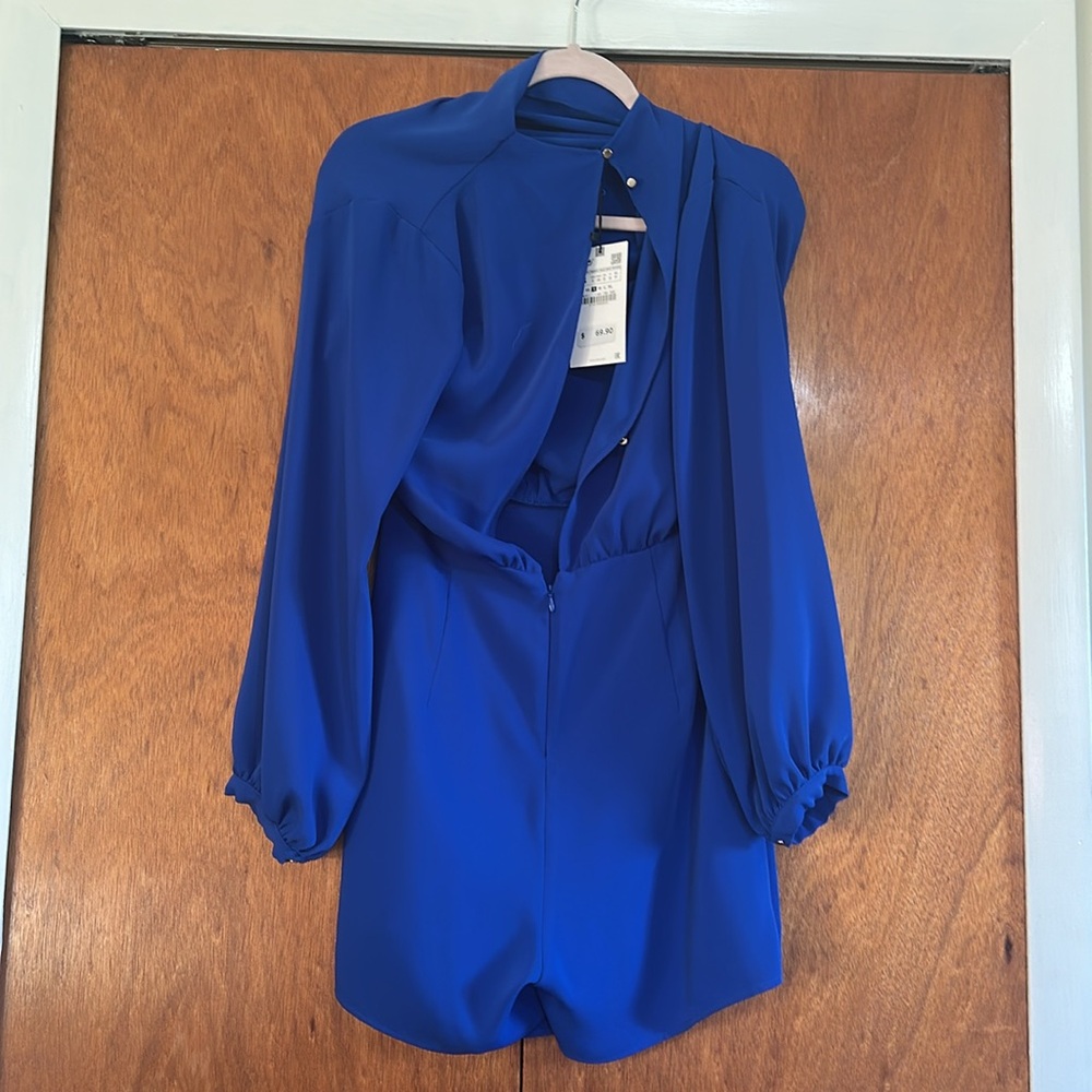 Zara - Short wrap jumpsuit - Picture 4 of 10